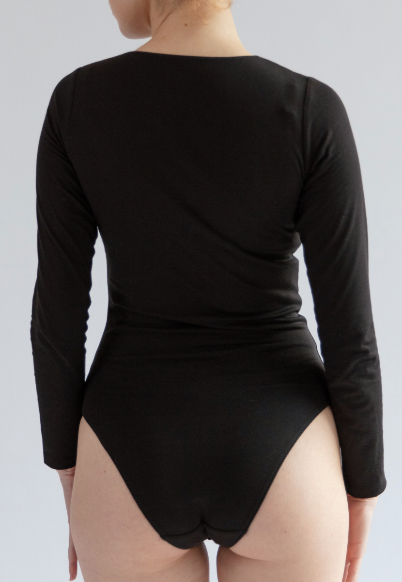 SKIMS - Skims Fits Every Body Long Sleeve Crew Neck Body Suit on Designer  Wardrobe