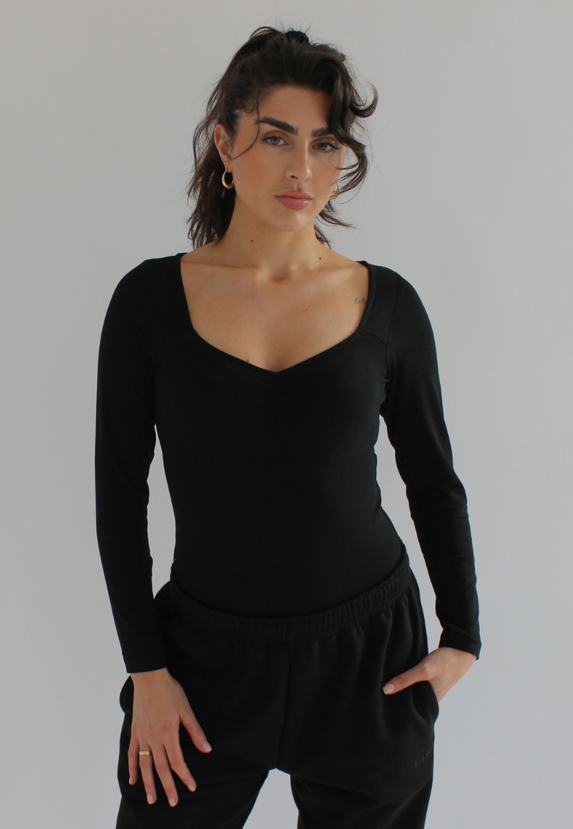 INLYRIC Women's Sweetheart V Neck Long Sleeve Bodysuit with Built